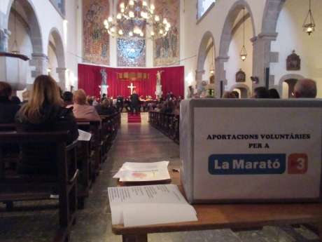 El diumenge 9 de novembre l'església de Sant Andreu va acollir el concert solidari Música per la llibertat, interpretat per l'Orquestra de Cambra de l'Empordà (OCE). Durant l'acte es van recollir aportacions voluntàries per a la Marató.